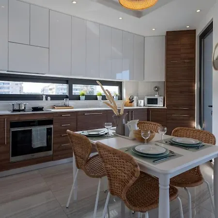 Thalassa 2-bedroom In Apartman