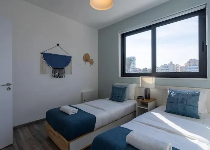 アパート Thalassa 2-bedroom In ラルナカ