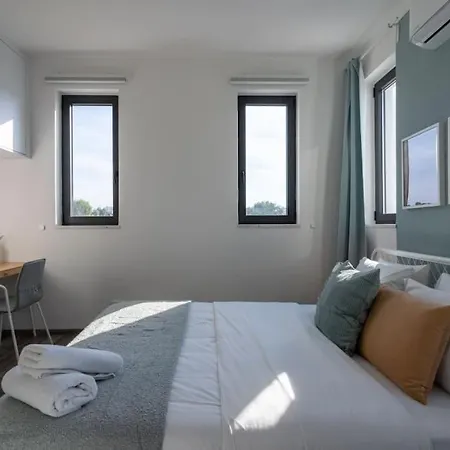 Thalassa 2-bedroom In דירה לרנקה