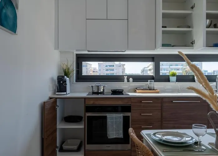 아파트 Thalassa 2-bedroom In